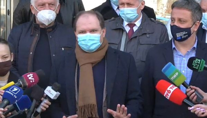 Primarul Ion Ceban s-a tratat de Covid-19: "Am testul negativ" Primarul Ion Ceban s-a tratat de Covid-19: "Am testul negativ"
