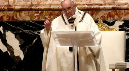 Foto si Video de la Vigilia Pascala. Mesajul Papei Francisc: „Sa nu ne pierdem niciodata speranta” Foto si Video de la Vigilia Pascala. Mesajul Papei Francisc: „Sa nu ne pierdem niciodata speranta”