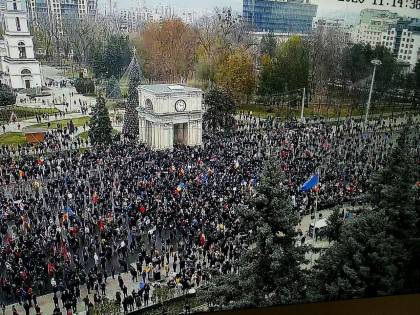 "M-am saturat de acest joc politic." Se anunta protest in Chisinau impotriva restrictiilor emise de autoritati "M-am saturat de acest joc politic." Se anunta protest in Chisinau impotriva restrictiilor emise de autoritati