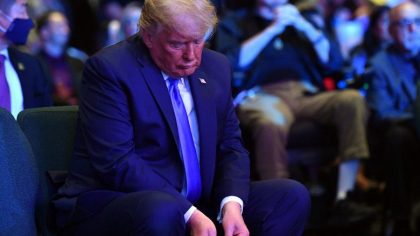 Cum a golit Donald Trump conturile suporterilor sai. Donatii de mii de dolari multiplicate fara stirea donatorilor Cum a golit Donald Trump conturile suporterilor sai. Donatii de mii de dolari multiplicate fara stirea donatorilor