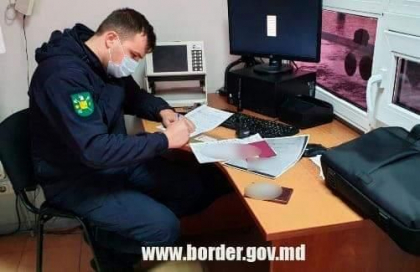 44 de teste Covid-19 falsificate - identificate de politistii de frontiera in primele cinci zile ale lunii aprilie. Ce spun oamenii legii 44 de teste Covid-19 falsificate - identificate de politistii de frontiera in primele cinci zile ale lunii aprilie. Ce spun oamenii legii