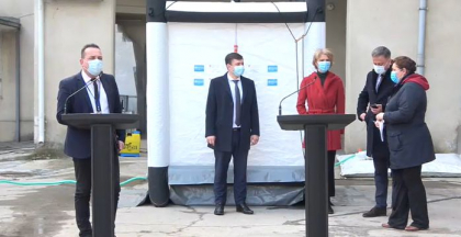 Republica Moldova a primit ca donatie doua sisteme mobile de decontaminare si 10 tablete - VIDEO