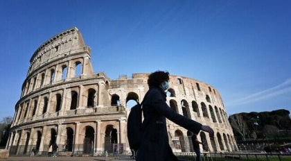 Italia deschide sezonul turistic in iunie. Turistii trebuie sa prezinte un certificat de vaccinare