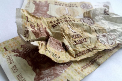 Unde pot fi schimbati banii rupti, deteriorati sau murdari