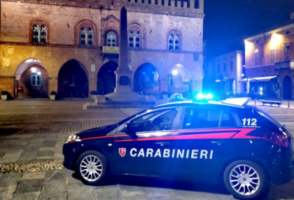 Incaierare sangeroasa intre doi moldoveni in Italia. Unul a fost ranit la picior cu un cutit Incaierare sangeroasa intre doi moldoveni in Italia. Unul a fost ranit la picior cu un cutit
