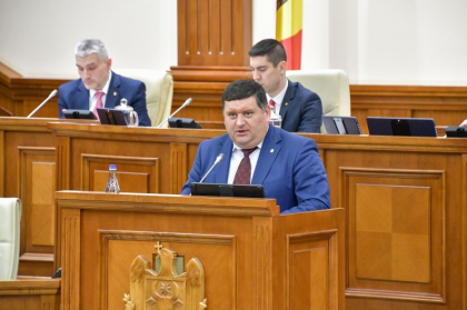 Petru Burduja a anuntat ca delegatia Moldovei nu va participa la votarea unei rezolutii in cadrul AP EURONEST. Reactia membrilor delegatiei: "Burduja ar trebui sa raspunda pentru depasirea atributiilor" / DOC