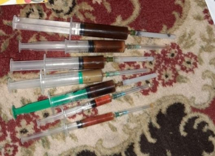 Retete false pentru medicamente care pot fi folosit ca droguri - eliberate in Moldova. Patru persoane din Cimislia - retinute - FOTO
Retete false pentru medicamente care pot fi folosit ca droguri - eliberate in Moldova. Patru persoane din Cimislia - retinute - FOTO