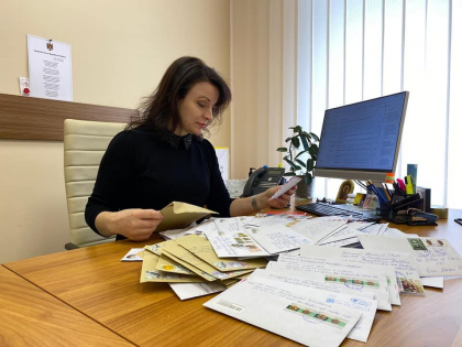 Dupa Octavian Ticu, si Stela Macari spune ca a primit 150 de cereri de chemare in judecata din partea partidului "Sor": "De ce sa atragi in jocurile tale murdare cetatenii simpli?" - FOTO Dupa Octavian Ticu, si Stela Macari spune ca a primit 150 de cereri de chemare in judecata din partea partidului "Sor": "De ce sa atragi in jocurile tale murdare cetatenii simpli?" - FOTO