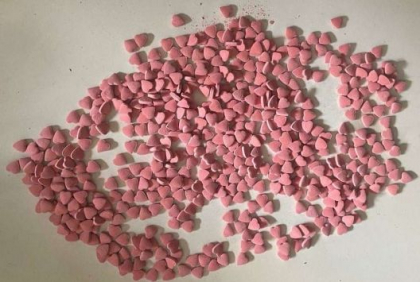 Vindea pastile ecstasy chiar de la locul de munca. Un angajat al Agentiei Servicii Publice Chisinau - retinut. Peste 500 de pastile confiscate Vindea pastile ecstasy chiar de la locul de munca. Un angajat al Agentiei Servicii Publice Chisinau - retinut. Peste 500 de pastile confiscate
