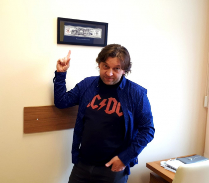 Dumitru Alaiba: "Noi ii numim hoti, mafioti si criminali, iar ei se iau de hainele noastre, de nume, de par, ca e cretos, ca e lung, ca nu stiu cum..." Dumitru Alaiba: "Noi ii numim hoti, mafioti si criminali, iar ei se iau de hainele noastre, de nume, de par, ca e cretos, ca e lung, ca nu stiu cum..."