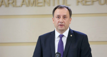Compensatii si indemnizatii mai mari decat salariul de deputat. Ce a scris Denis Ulanov in declaratia de avere / DOC