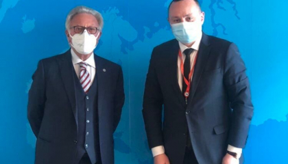 Socialistii s-au plans Comisiei de la Venetia, privind decizia CC de a permite Maiei Sandu sa dizolve Parlamentul: "Este rezultatul presiunilor politice asupra judecatorilor CC" Socialistii s-au plans Comisiei de la Venetia, privind decizia CC de a permite Maiei Sandu sa dizolve Parlamentul: "Este rezultatul presiunilor politice asupra judecatorilor CC"