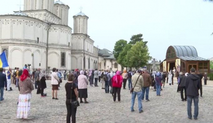 Slujbele religioase - desfasurate in aer liber. Decizia luata de autoritati
