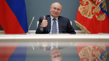 Putin anunta ajutoare in bani pentru rusi, cu o luna inainte de alegeri