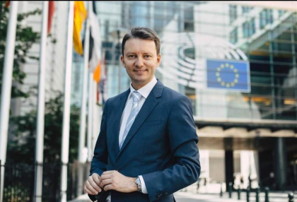 Europarlamentar, despre atacurile majoritatii parlamentare la componenta CC: "O abatere de la statul de drept si de la separatia puterilor in stat"