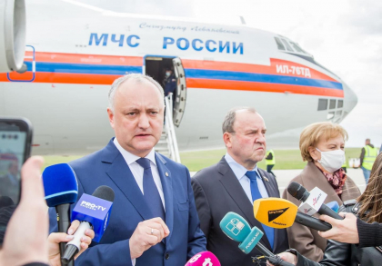 Doar 71 de mii de doze de vaccin Sputnik V au ajuns la Chisinau si nu 142 de mii cum a declarat Igor Dodon. Precizarile facute de Ministerul Sanatatii