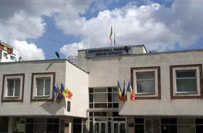 Judecatoria Ciocana va decide astazi cui vor apartine cele doua imobile la care pretinde Veaceslav Platon: „Casa Modei” si fosta cladire ASITO