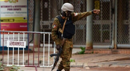 Trei jurnalisti europeni au fost ucisi in Burkina Faso, dupa ce au fost sechestrati intr-o ambuscada Trei jurnalisti europeni au fost ucisi in Burkina Faso, dupa ce au fost sechestrati intr-o ambuscada
