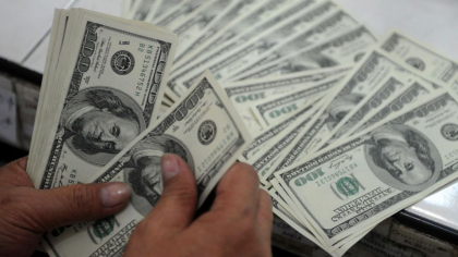 Un moldovean, judecat in Rusia pentru ca a vrut sa scoata ilegal din tara peste 35 mii de dolari Un moldovean, judecat in Rusia pentru ca a vrut sa scoata ilegal din tara peste 35 mii de dolari