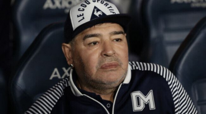 Raport privind moartea lui Maradona: A agonizat, fiind abandonat de ingrijitorii sai Raport privind moartea lui Maradona: A agonizat, fiind abandonat de ingrijitorii sai
