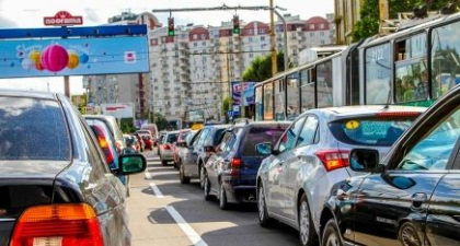 Atentie, soferi! Se circula cu dificultate pe mai multe strazi din capitala Atentie, soferi! Se circula cu dificultate pe mai multe strazi din capitala