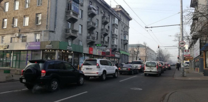 Atentie, soferi! Pe mai multe strazi din capitala sunt ambuteiaje. Iata care strazi trebuie sa le evitati Atentie, soferi! Pe mai multe strazi din capitala sunt ambuteiaje. Iata care strazi trebuie sa le evitati