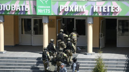 Ultima ora. Atac armat la o scoala din Rusia: 11 persoane, majoritatea copii, au murit. Unul dintre atacatori ar fi luat ostatici - VIDEO
