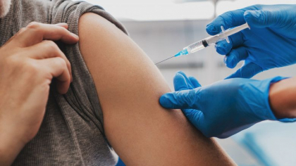 UPDATE: Moldovenii se pot vaccina cu Pfizer la maratonul de la Iasi doar daca au cetatenie romana UPDATE: Moldovenii se pot vaccina cu Pfizer la maratonul de la Iasi doar daca au cetatenie romana