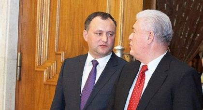 Blocul socialistilor si comunistilor au depus listele pentru inregistrarea candidatilor la functia de deputat