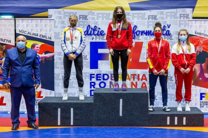 Lotul national al Moldovei la turneul international de lupte desfasurat in Romania a reusit sa cucereasca in total 12 medalii - FOTO