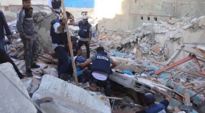 O noua serie de atacuri aeriene puternice asupra orasului Gaza. Bilantul a ajuns la aproape 200 de morti O noua serie de atacuri aeriene puternice asupra orasului Gaza. Bilantul a ajuns la aproape 200 de morti