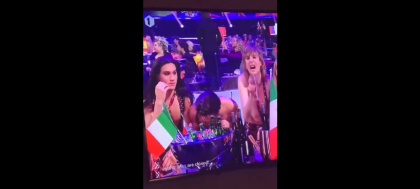 Imaginile care fac inconjurul lumii! A tras pe nas in timp ce era filmat? Ce a putut sa faca italianul care a castigat Eurovision - VIDEO Imaginile care fac inconjurul lumii! A tras pe nas in timp ce era filmat? Ce a putut sa faca italianul care a castigat Eurovision - VIDEO