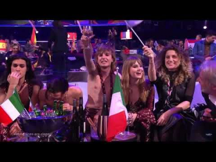 Eurovision 2021: Solistul grupului italian Maneskin, care a castigat concursul, nu s-a drogat