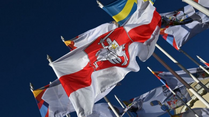 Belarusul si Letonia si-au expulzat reciproc intregul corp diplomatic. Cearta a pornit de la un steag arborat la un campionat de hochei Belarusul si Letonia si-au expulzat reciproc intregul corp diplomatic. Cearta a pornit de la un steag arborat la un campionat de hochei