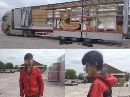 Ultima ora. Moldovean suspectat de trafic de persoane - retinut. Ce au gasit politistii in camionul pe care l-a adus barbatul din Turcia - FOTO Ultima ora. Moldovean suspectat de trafic de persoane - retinut. Ce au gasit politistii in camionul pe care l-a adus barbatul din Turcia - FOTO