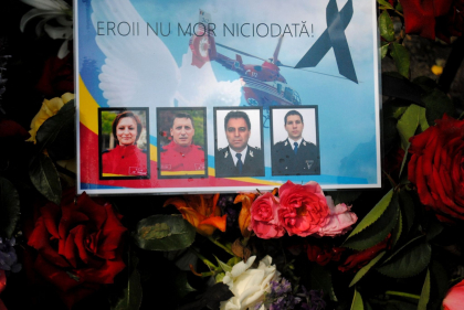 Cinci ani de la accidentul aviatic de la Haragas unde patru persoane au murit dupa ce eliopterul SMURD Iasi s-a prabusit. Ce s-a intamplat atunci Cinci ani de la accidentul aviatic de la Haragas unde patru persoane au murit dupa ce eliopterul SMURD Iasi s-a prabusit. Ce s-a intamplat atunci