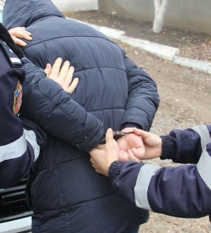 Triplu omor la Ocnita. Faptasul - condamnat la 30 de ani de inchisoare Triplu omor la Ocnita. Faptasul - condamnat la 30 de ani de inchisoare