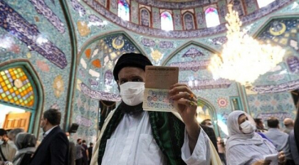 Alegeri prezidentiale in Iran. Seyyed Ebrahim Rais al-Sadati castiga alegerile cu 62% din voturi Alegeri prezidentiale in Iran. Seyyed Ebrahim Rais al-Sadati castiga alegerile cu 62% din voturi