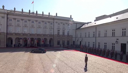 Ceremonia de intampinare a Presedintelui Republicii Moldova, Maia Sandu, de catre Presedintele Republicii Polonia, Andrzej Duda Ceremonia de intampinare a Presedintelui Republicii Moldova, Maia Sandu, de catre Presedintele Republicii Polonia, Andrzej Duda