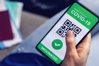 Cetatenii moldoveni vaccinati impotriva Covid-19 vor putea descarca certificatul de imunizare in varianta digitala
Cetatenii moldoveni vaccinati impotriva Covid-19 vor putea descarca certificatul de imunizare in varianta digitala