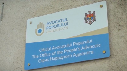 Avocatul Poporului isi reconfirma la CSJ argumentele privind necesitatea maririi sectiilor de votare peste hotare tarii
Avocatul Poporului isi reconfirma la CSJ argumentele privind necesitatea maririi sectiilor de votare peste hotare tarii