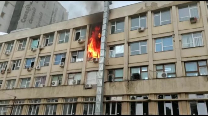 Incendiu violent intr-un salon de la Spitalul de Copii „Sfanta Maria” din Iasi, marti seara - VIDEO