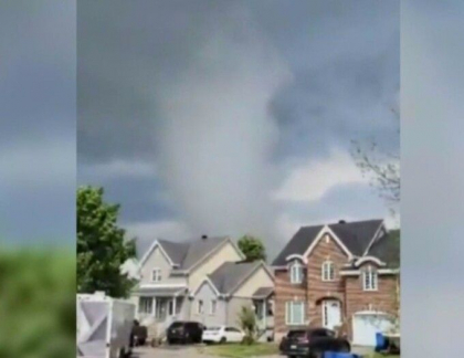Tornada devastatoare produsa in Montreal, neobisnuita pentru aceasta zona - VIDEO Tornada devastatoare produsa in Montreal, neobisnuita pentru aceasta zona - VIDEO