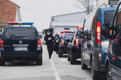 Situatia la frontiera. Peste 27 mii de traversari in ultimele 24 de ore. Incalcarile depistate de politisti Situatia la frontiera. Peste 27 mii de traversari in ultimele 24 de ore. Incalcarile depistate de politisti