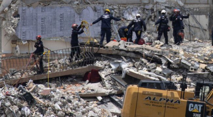 Bilantul prabusirii blocului din Miami creste: 5 morti si 156 de disparuti. Cauzele catastrofei raman necunoscute Bilantul prabusirii blocului din Miami creste: 5 morti si 156 de disparuti. Cauzele catastrofei raman necunoscute
