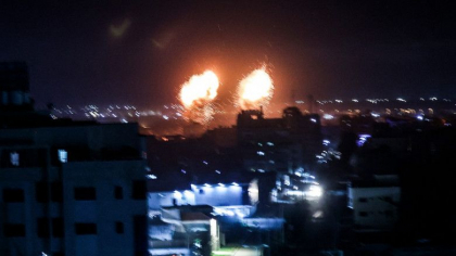 Lovituri israeliene in Gaza, ca raspuns la baloanele incendiare lansate de Hamas Lovituri israeliene in Gaza, ca raspuns la baloanele incendiare lansate de Hamas