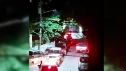 Primele imagini cu asasinii presedintelui din Haiti, Jovenel Moise, in timp ce strigau: „Este o operatiune a DEA!” - VIDEO