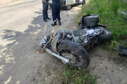 Un barbat a decedat pe loc, dupa ce a intrat cu motocicleta intr-un gard de beton - FOTO Un barbat a decedat pe loc, dupa ce a intrat cu motocicleta intr-un gard de beton - FOTO