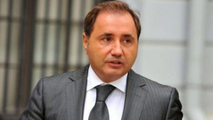 Recursul depus de Cristian Rizea prin care a cerut sa fie anulate deciziile instantelor anterioare privind refuzul CEC de a-l inregistra la parlamentare - INADMISIBIL / DOC