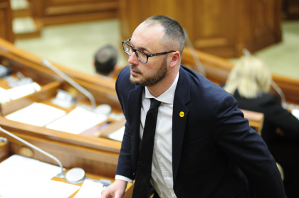 Sergiu Litvinenco, dupa ce CC a admis sesizarea privind verificarea initiata de ANI in privinta Domnicai Manole: "Sugerez ANI sa se apuce de realizat ceea ce au de facut potrivit legii" / DOC Sergiu Litvinenco, dupa ce CC a admis sesizarea privind verificarea initiata de ANI in privinta Domnicai Manole: "Sugerez ANI sa se apuce de realizat ceea ce au de facut potrivit legii" / DOC